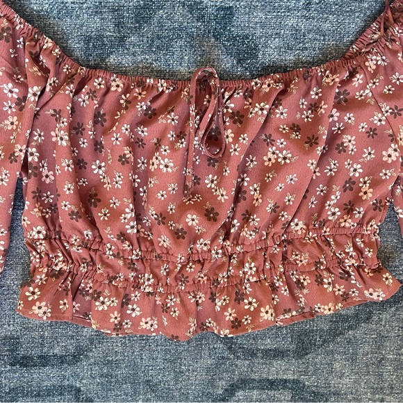 ARDENE Floral Off-Shoulder Top - Picture 3 of 6